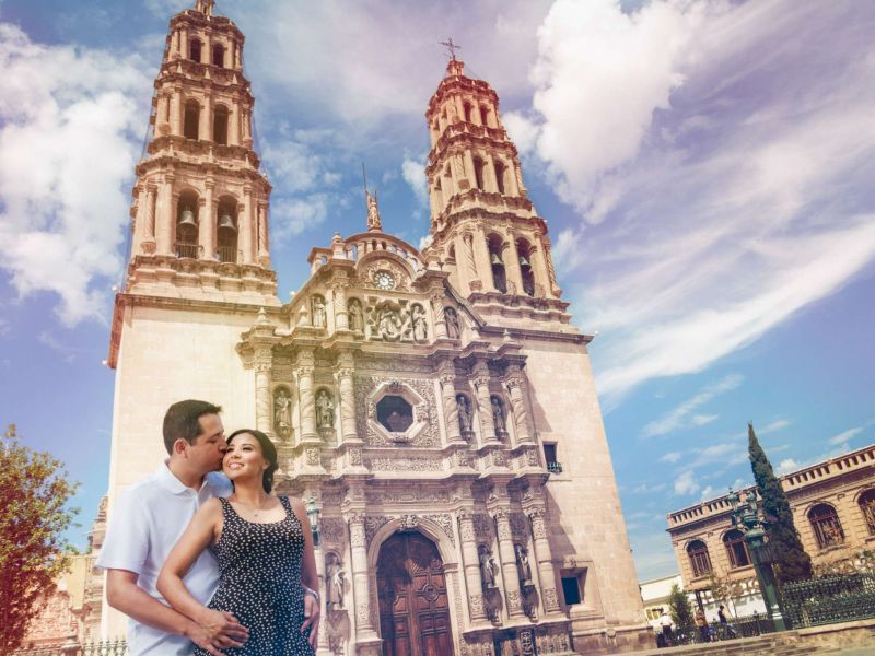 Mabel y Miguel : Engagement Session @ Catedral